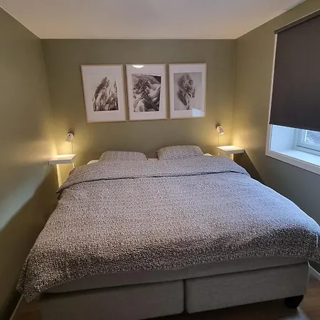 Apartment Nyoppusset Og Moderne Svolvaer