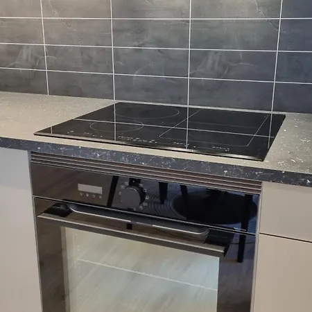 Nyoppusset Og Moderne * Svolvær